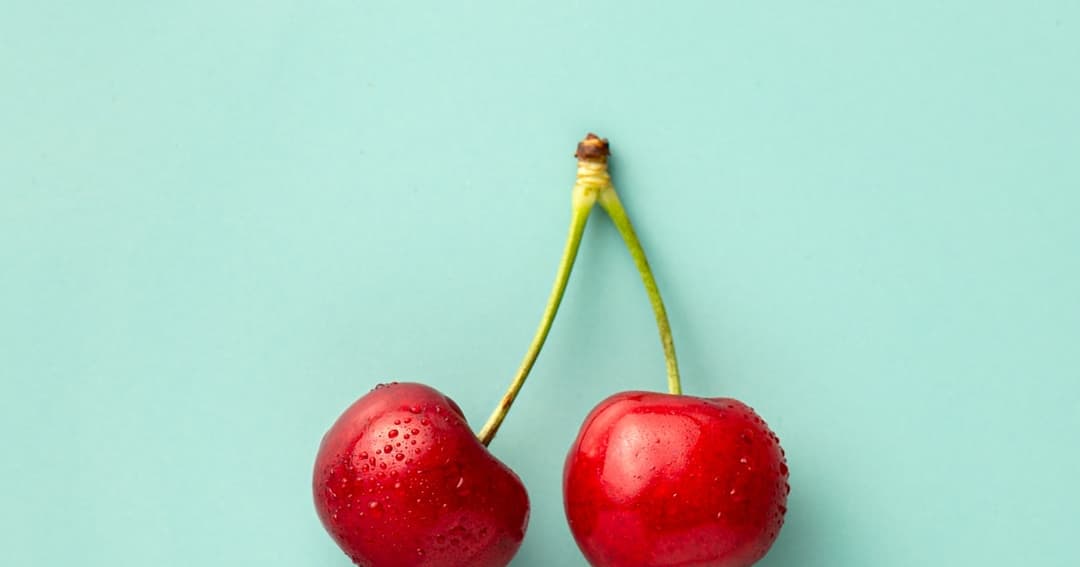 Mocha Mousse: The Sophisticated Color Trend Taking Over 2025 Weddings