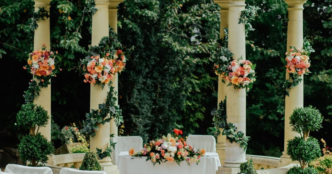 50 Couples Share Their Biggest Wedding Regret — And It's Almost Always the Same Thing